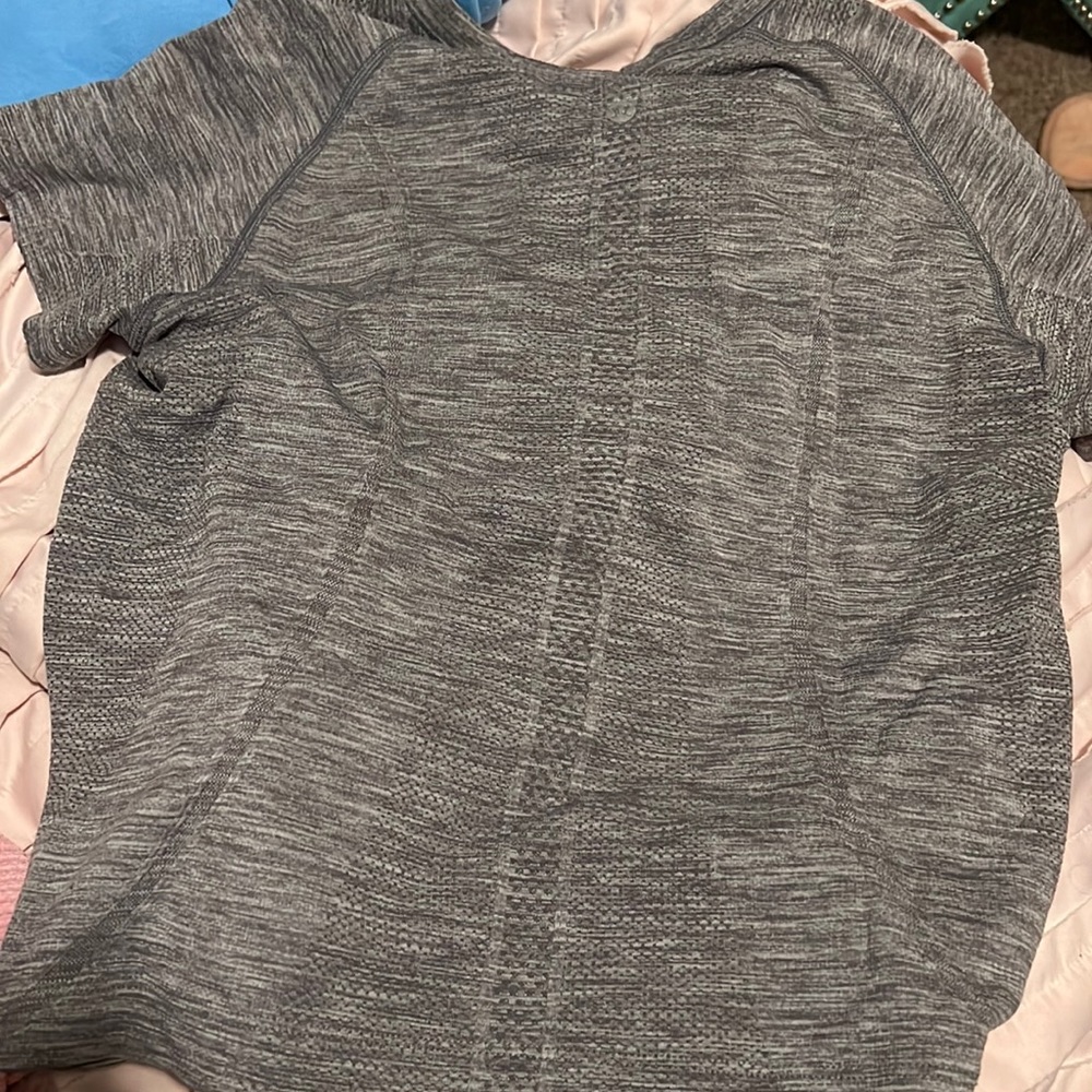 Grey lulu t-shirt